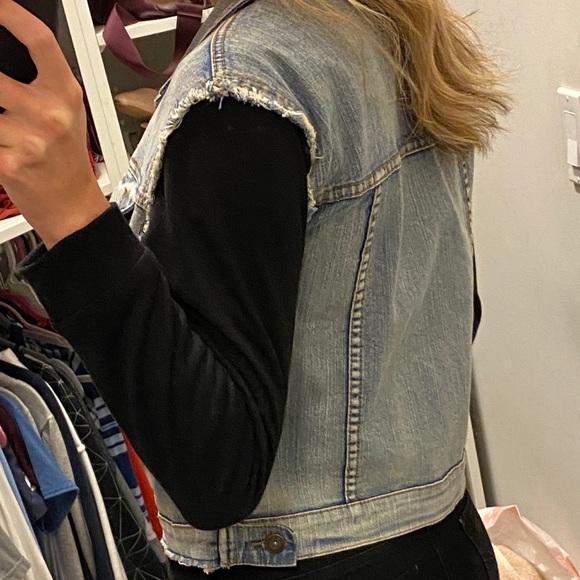 Jean jacket - Picture 3 of 4